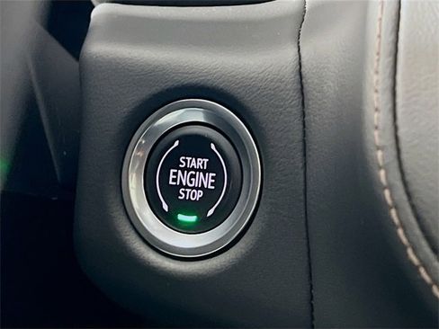 Used 2023 Chevrolet Suburban High Country w/ Advanced Technology Package image 15