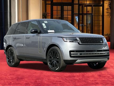 New 2026 Land Rover Range Rover SE image 8