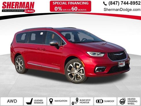 New 2026 Chrysler Pacifica Pinnacle image 1