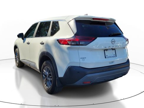 Certified 2023 Nissan Rogue S FWD image 5