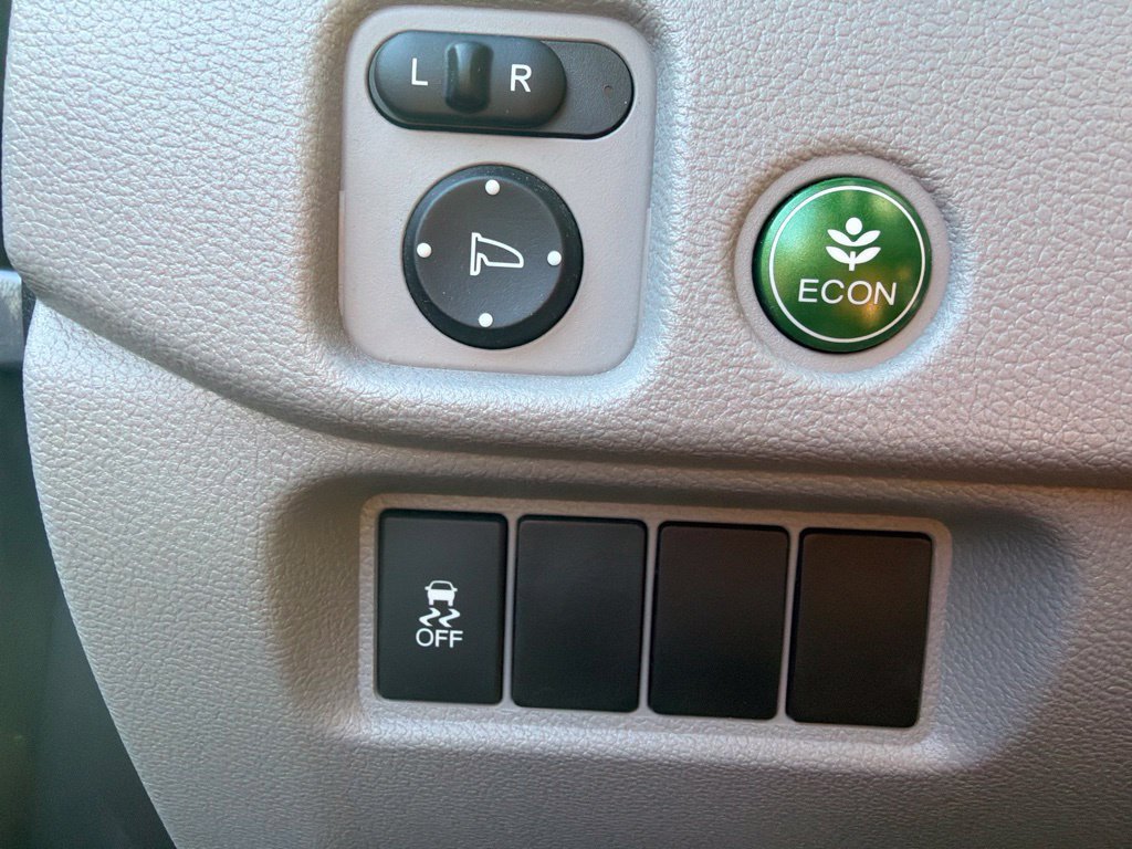 Used 2018 Honda Pilot EX image 13