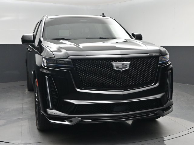 Used 2024 Cadillac Escalade ESV V w/ Heavy-Duty Trailer Package AWD/4WD image 21