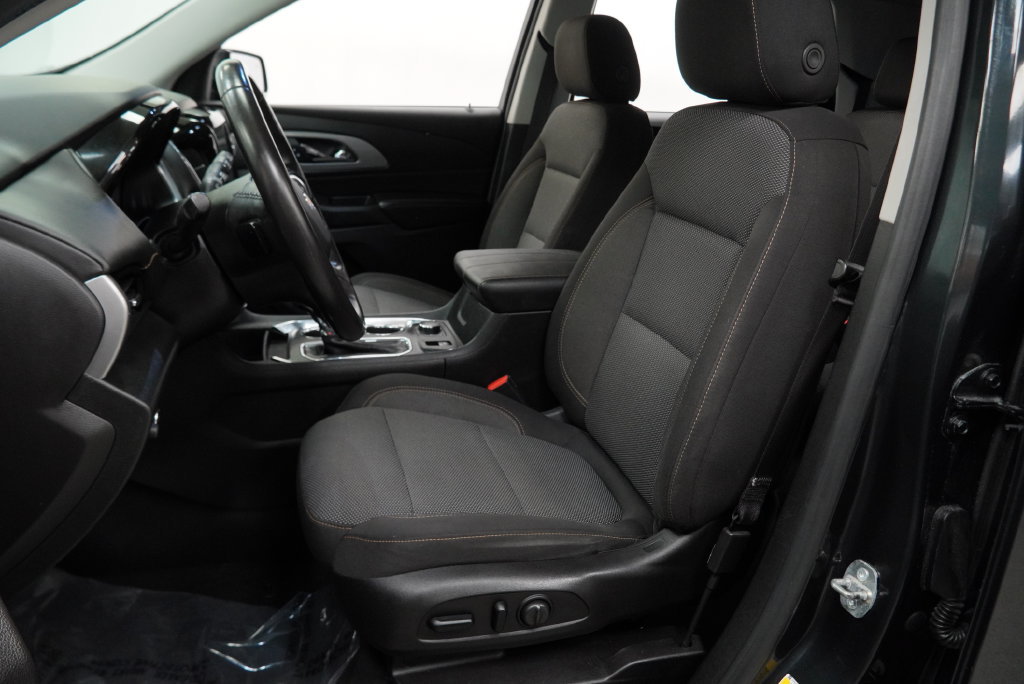 Used 2018 Chevrolet Traverse LT AWD/4WD image 4