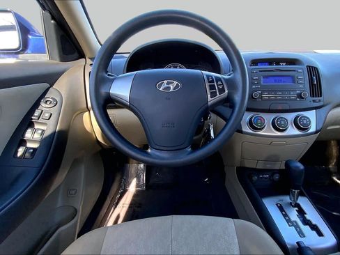 Used 2010 Hyundai Elantra GLS FWD image 5