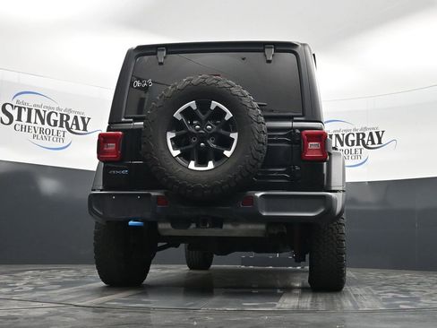 Used 2024 Jeep Wrangler Unlimited Rubicon 4xe AWD/4WD image 31