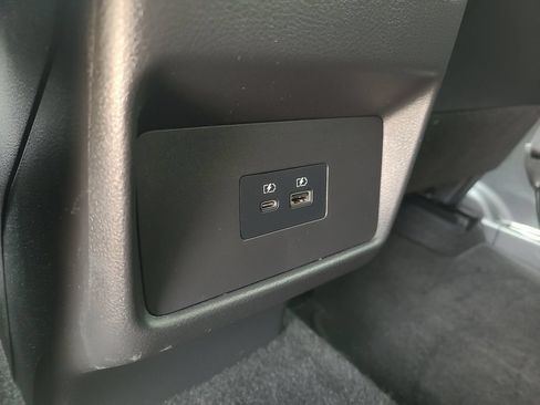 Certified 2023 Nissan Rogue Platinum FWD image 12