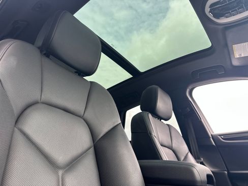 Used 2022 Porsche Macan image 17