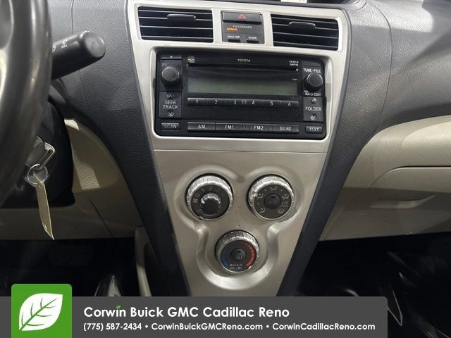 Used 2007 Toyota Yaris Sedan w/ Convenience Pkg FWD image 18