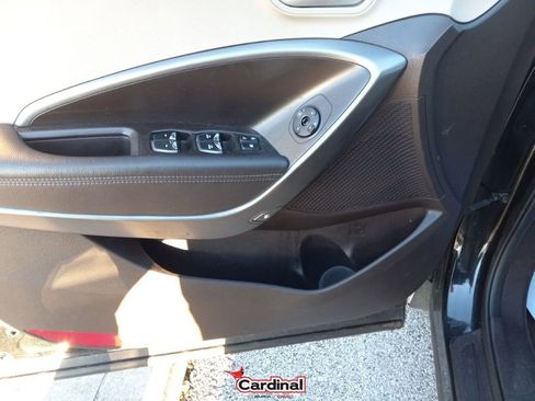 Used 2017 Hyundai Santa Fe Sport w/ 2.4L Value Package 06 image 17