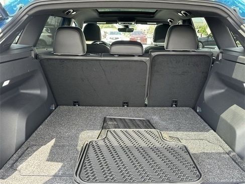 Used 2024 Volkswagen Atlas Cross Sport SEL Premium R-Line image 21