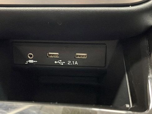 Used 2022 Subaru Outback Limited image 37