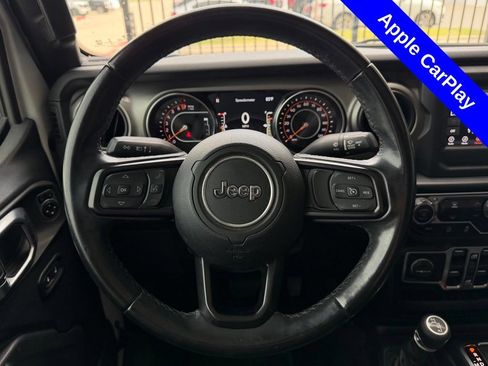 Used 2020 Jeep Gladiator Sport AWD/4WD image 13