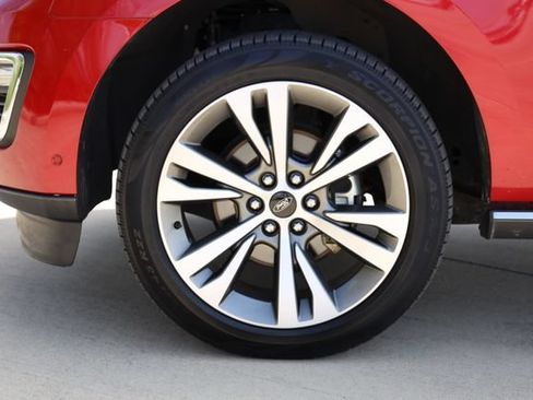 Used 2020 Ford Expedition Max Limited w/ Equipment Group 302A AWD/4WD image 9