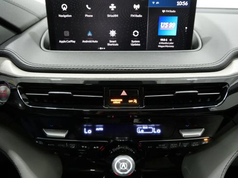 Used 2024 Acura MDX SH-AWD w/ Advance Package image 21