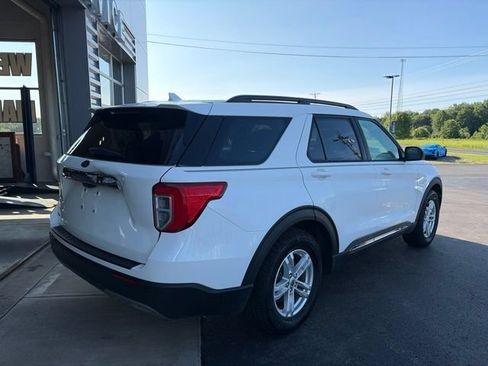 Used 2022 Ford Explorer XLT w/ Equipment Group 202A RWD image 3