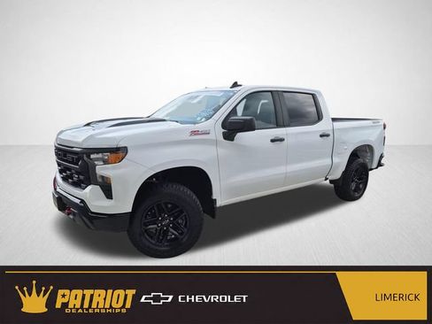 Used 2025 Chevrolet Silverado 1500 Custom Trail Boss AWD/4WD image 1