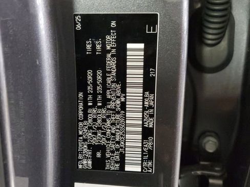 Used 2025 Lexus NX 350h AWD w/ Premium Package image 32