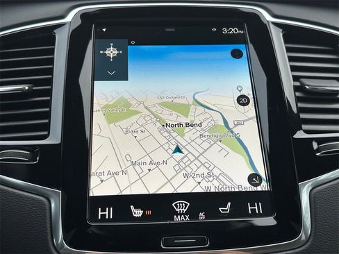 Used 2022 Volvo XC90 T8 R-Design w/ Advanced Package image 27