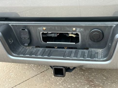Used 2022 GMC Canyon AT4 AWD/4WD image 8