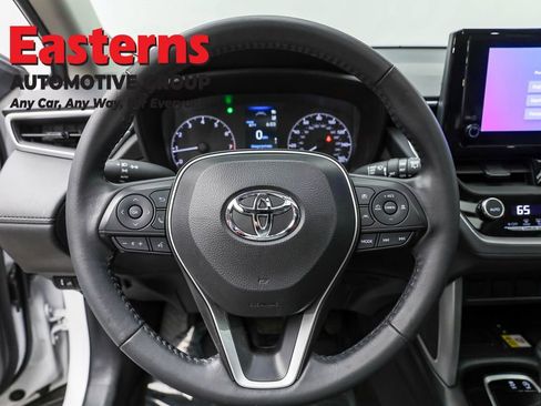 Used 2023 Toyota Corolla Cross LE image 10