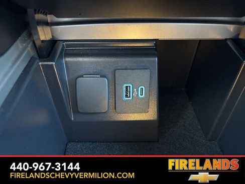 Used 2022 Ford Explorer XLT image 22