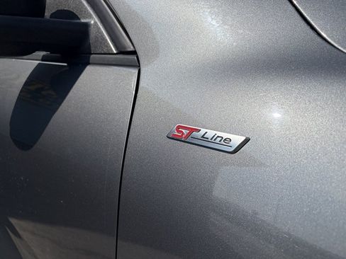 Used 2024 Ford Escape ST-Line AWD/4WD image 5