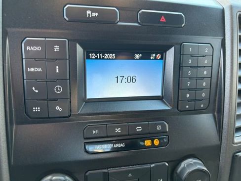 Used 2022 Ford F250 XL w/ Power Equipment Group image 13