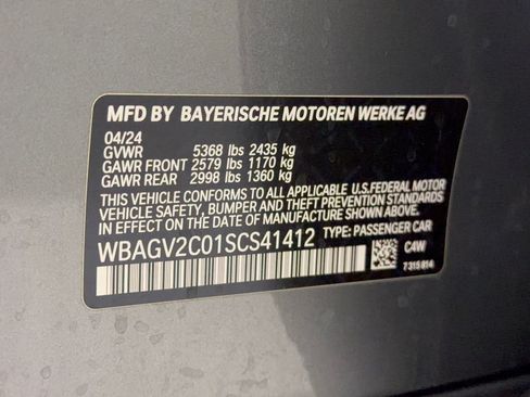 Used 2025 BMW 840i w/ M Sport Professional Package RWD image 31
