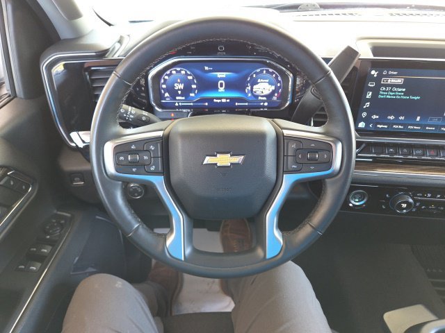 Used 2024 Chevrolet Silverado 1500 LT AWD/4WD image 58