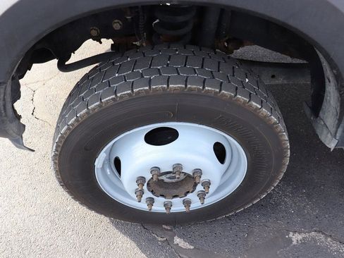 Used 2019 Ford F450 XL w/ XL Value Package image 5