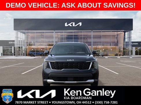 New 2025 Kia Sorento LX FWD image 2