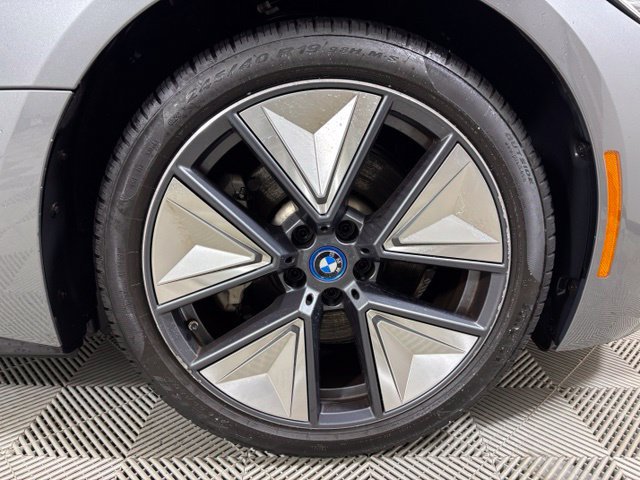 Used 2022 BMW i4 eDrive40 w/ Premium Package RWD image 23
