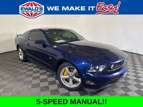 Used 2010 Ford Mustang GT RWD image 1