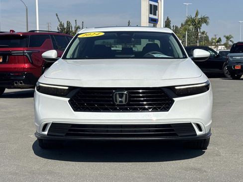 Used 2024 Honda Accord EX image 2