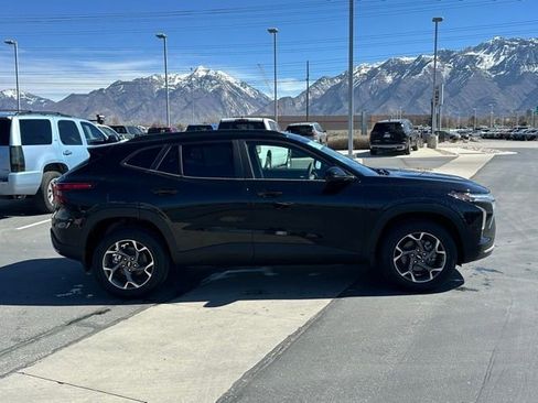 New 2026 Chevrolet Trax LT FWD image 26