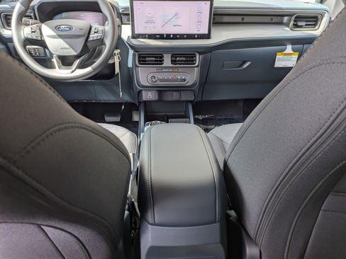 New 2026 Ford Maverick XL image 25