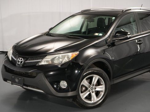 Used 2015 Toyota RAV4 XLE AWD/4WD image 3