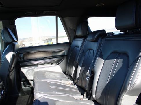 Used 2021 Ford Expedition Max Limited image 16