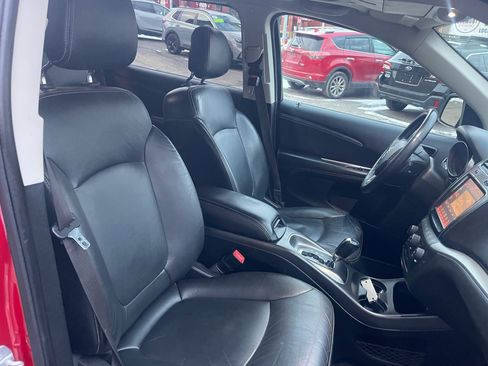 Used 2018 Dodge Journey Crossroad w/ Nav & Sun Group image 18