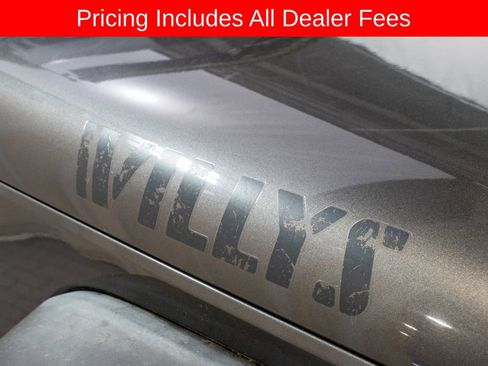 Used 2017 Jeep Wrangler Sport w/ Quick Order Package 24S AWD/4WD image 3