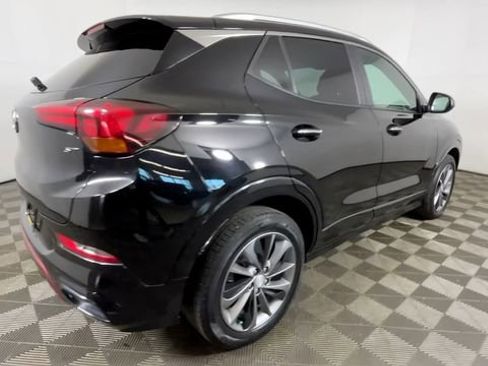 Used 2022 Buick Encore GX Select w/ Sport Touring Package FWD image 4