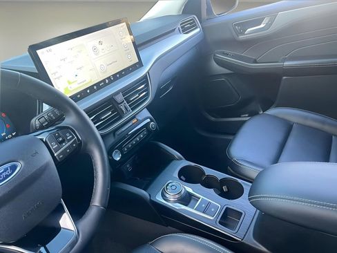 Used 2023 Ford Escape Platinum image 15
