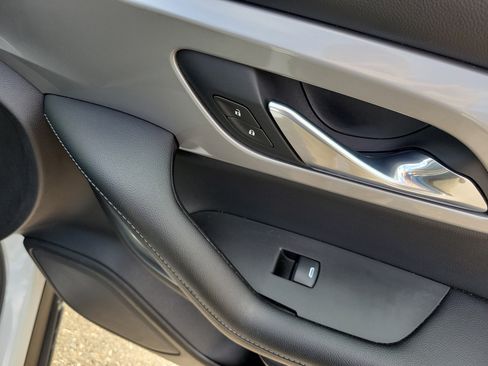 Used 2021 Chevrolet Blazer LT image 11