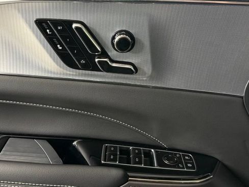 Certified 2024 Cadillac Lyriq Tech RWD image 18