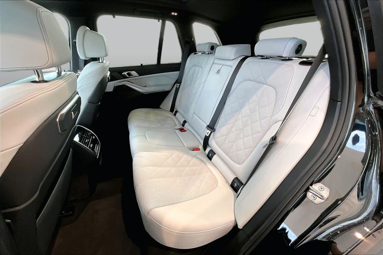Used 2026 BMW X5 sDrive40i RWD image 22