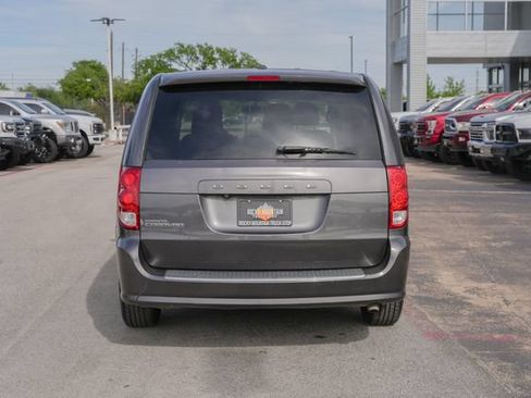 Used 2017 Dodge Grand Caravan SE w/ Power Window Group FWD image 8