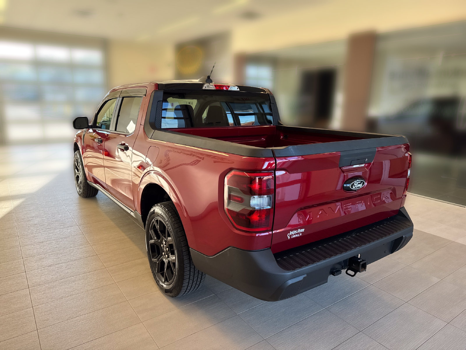 Certified 2025 Ford Maverick XLT w/ Black Appearance Package AWD/4WD image 3