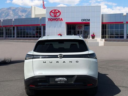 Used 2025 Nissan Murano SV AWD/4WD image 4