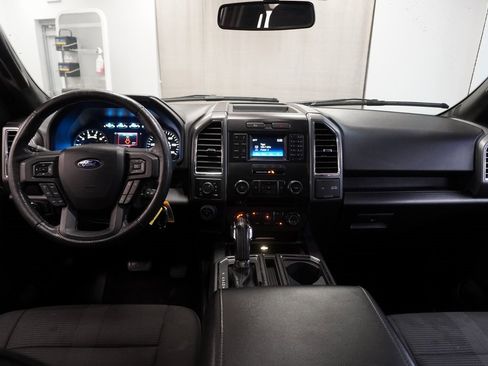 Used 2016 Ford F150 XLT w/ Equipment Group 301A Mid image 8
