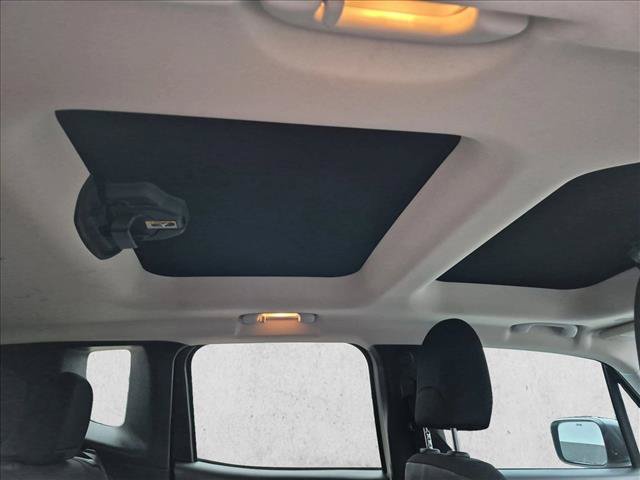 Used 2019 Jeep Renegade Trailhawk w/ LED Lighting Group AWD/4WD image 25